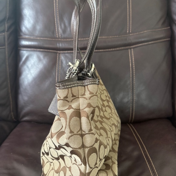 Vintage authentic Coach shoulder bag - Picture 2 of 11